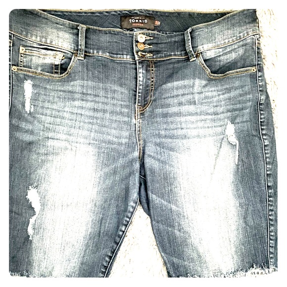 plus size jegging shorts